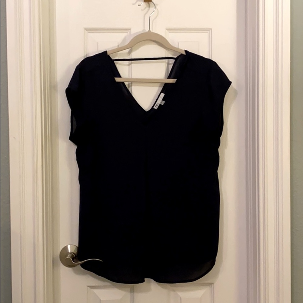 Daniel Rainn silky top 2 pack!